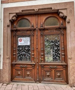 7th Jun 2020 - Arabesque hearts on a door. 