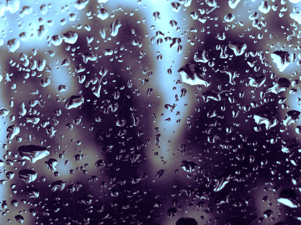 Raindrops by jon_lip