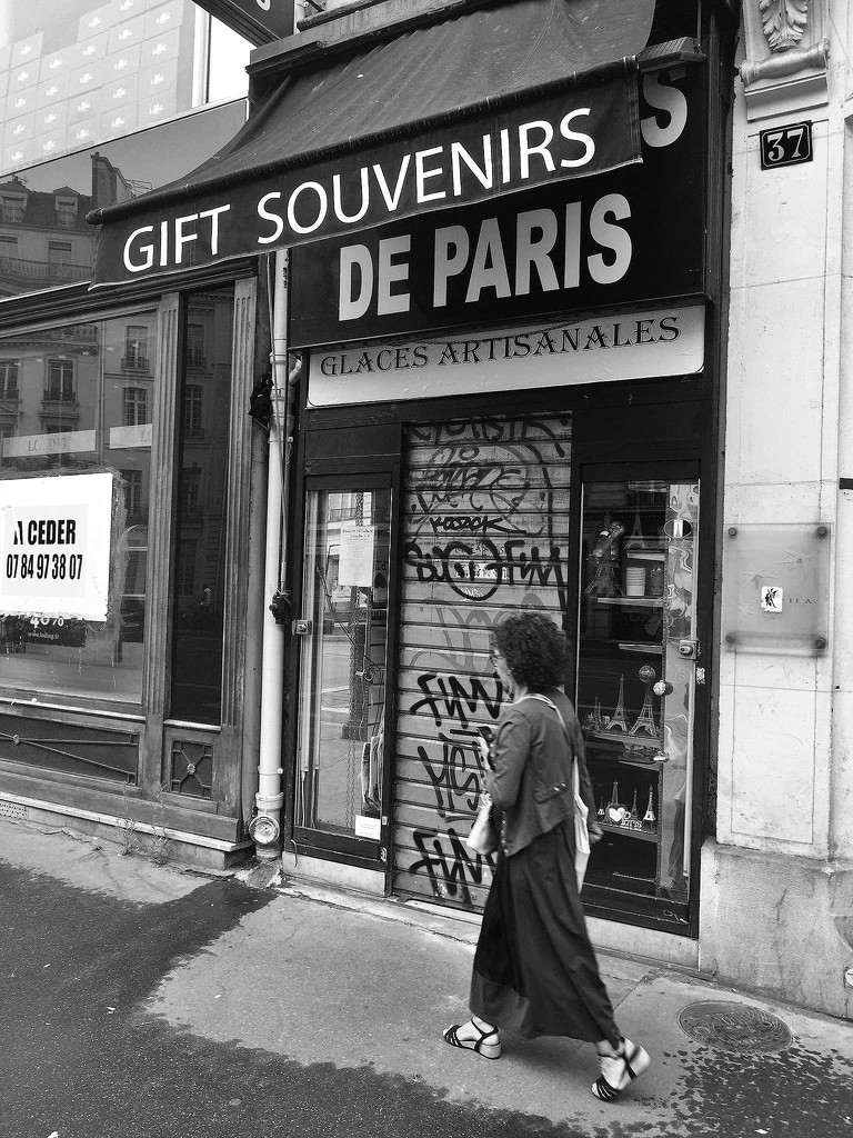 Retail crisis - the shutters come down in the City of Light by laroque