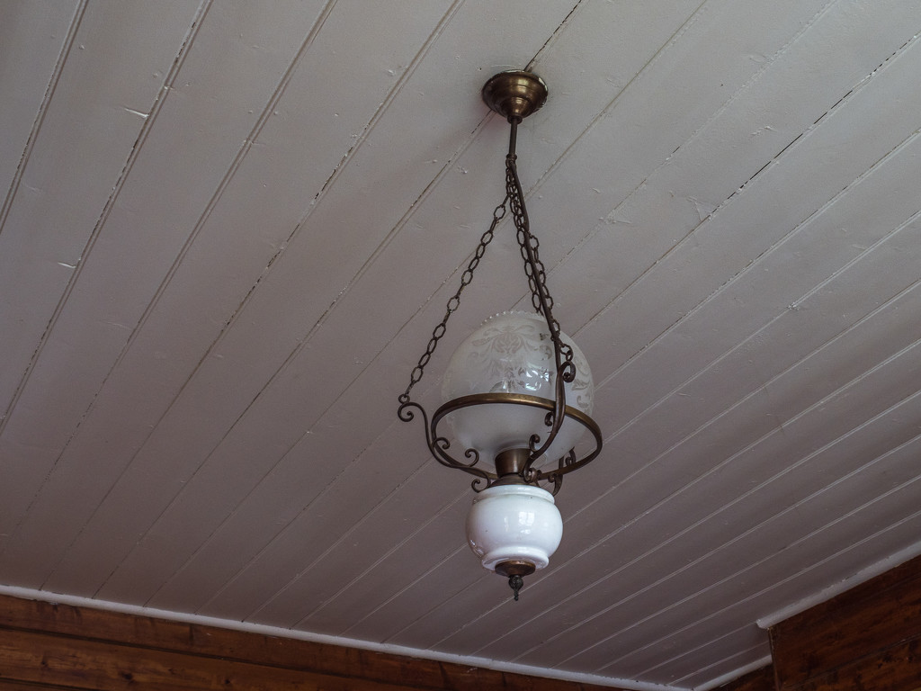 Old hanging lamp by gosia