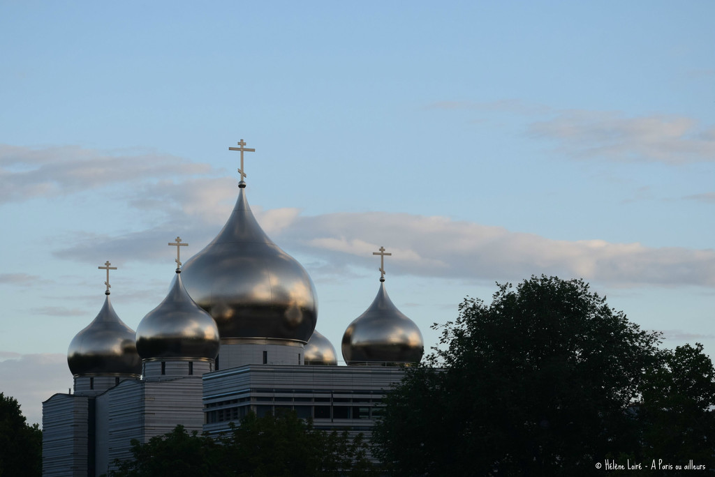 Russian Holy Trinity Cathedral by parisouailleurs