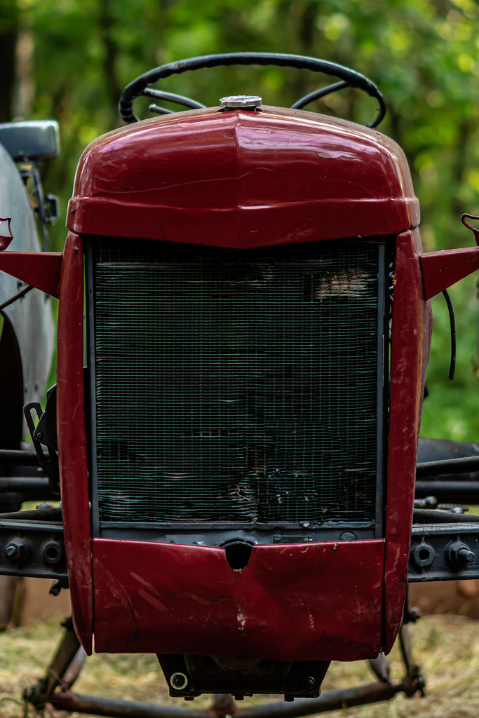 The Old Red Tractor by farmreporter