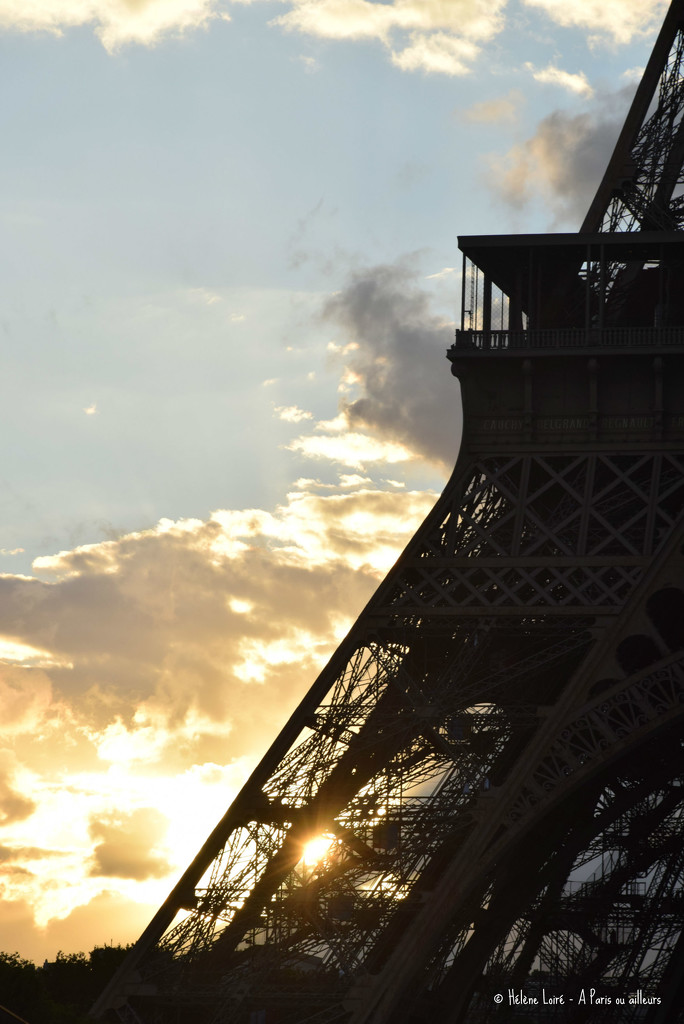parisian sunset by parisouailleurs