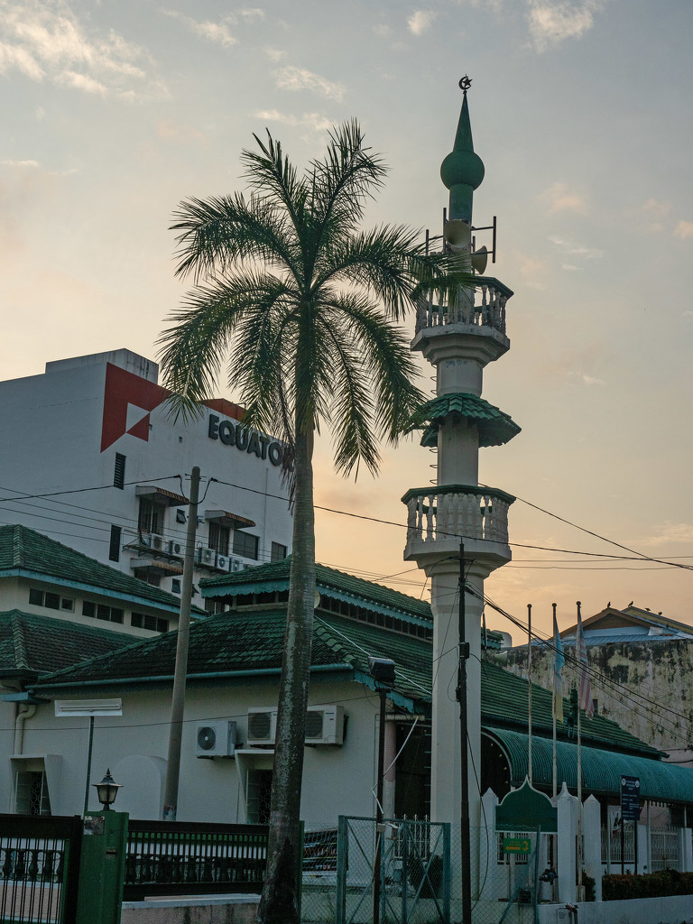 Masjid-Jamek  by ianjb21