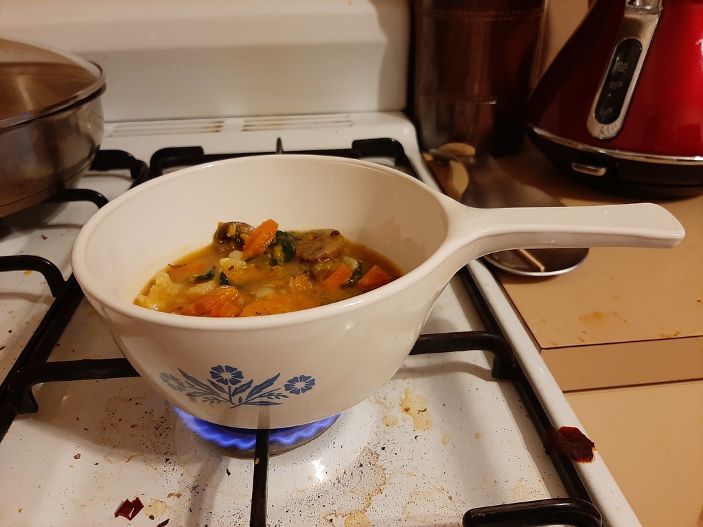 Veggie soup by mozette
