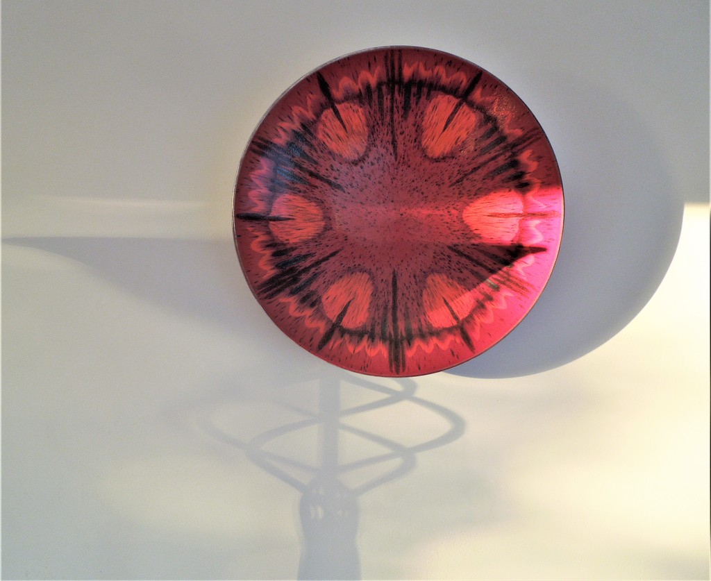 Decorative plate by etienne