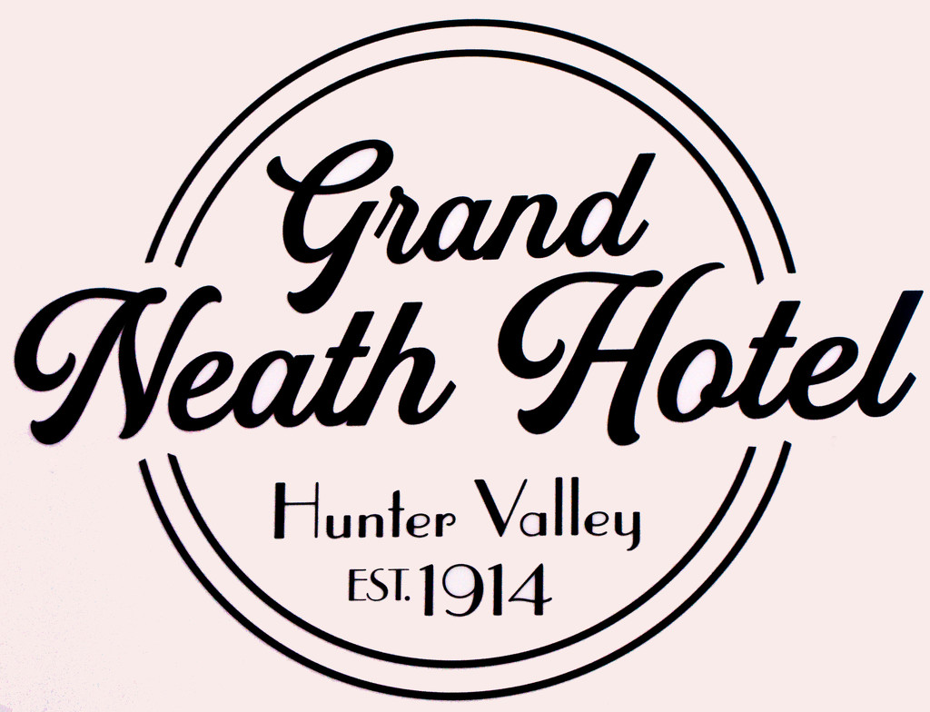 Grand Neath Hotel by annied
