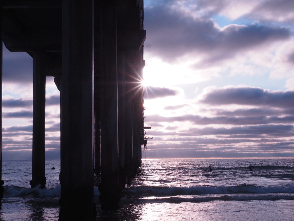 Sunset at Scripps Pier by redy4et