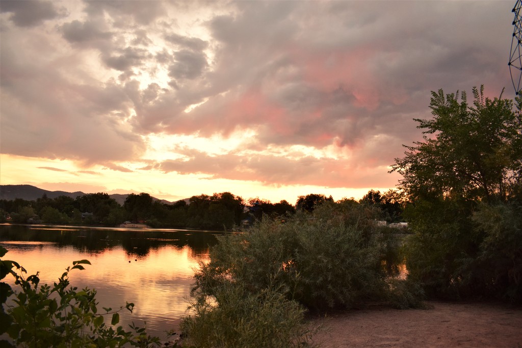 Sunset at Sheldon Lake  - City Park by sandlily
