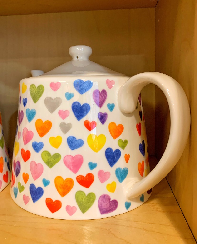 Teapot with hearts.  by cocobella