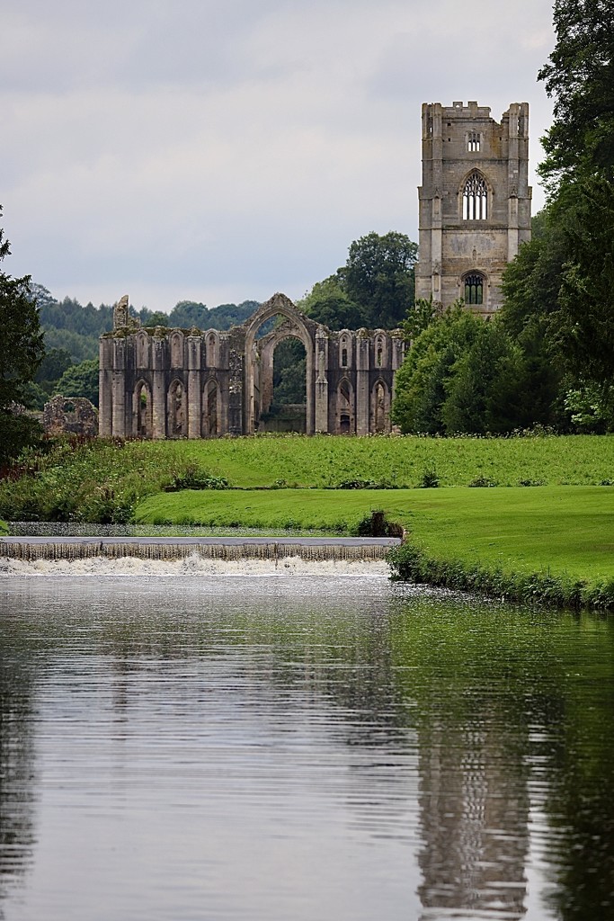 Fountains Abbey by carole_sandford