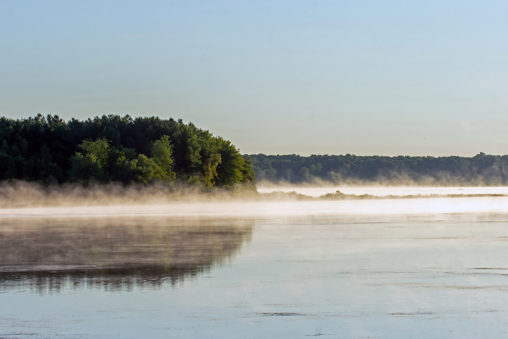 Misty Morning on the Long Sault Parkway by farmreporter