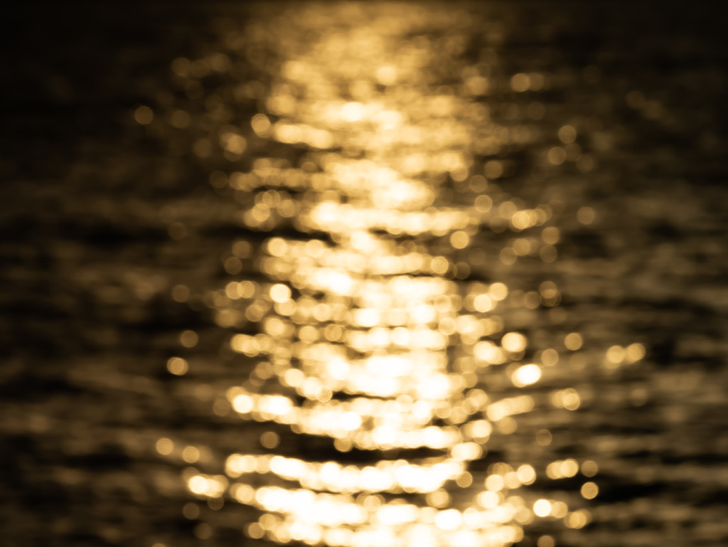 bokeh on water by northy