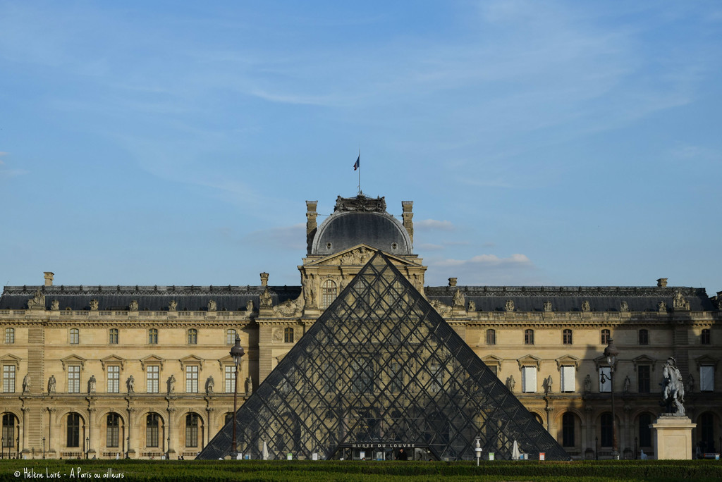Louvre by parisouailleurs