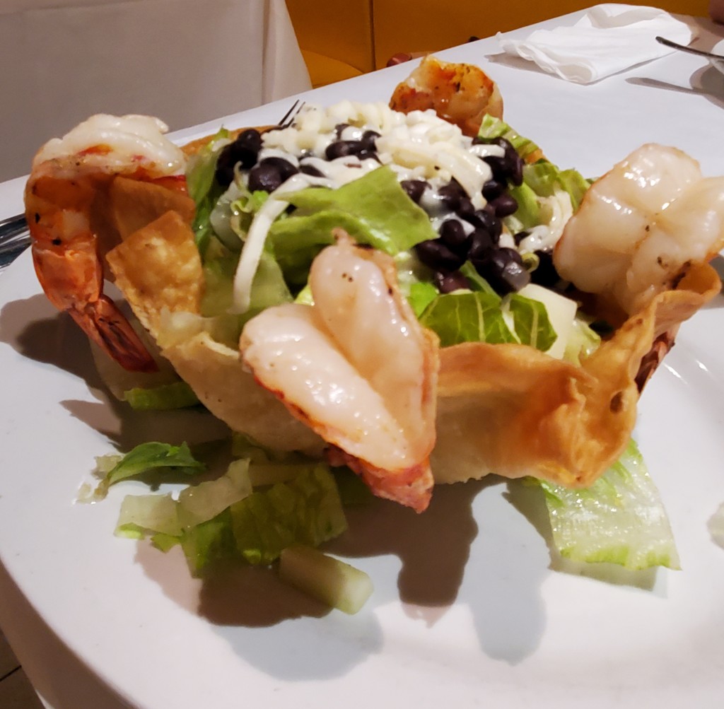 Shrimp taco salad by jb030958