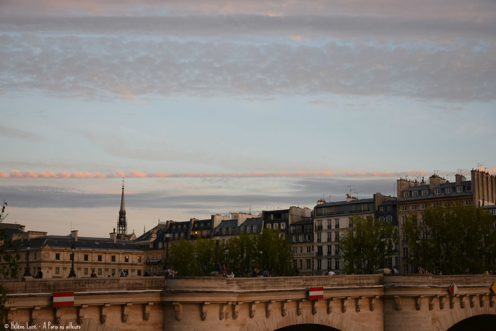 Parisian stroll by parisouailleurs