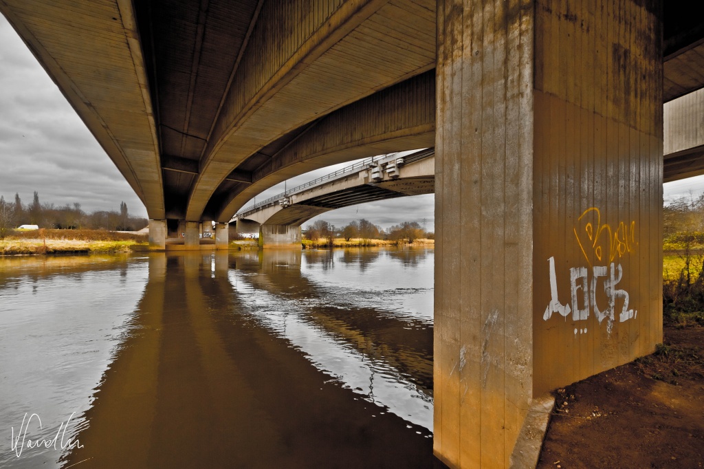 Under Clifton Bridge by vikdaddy