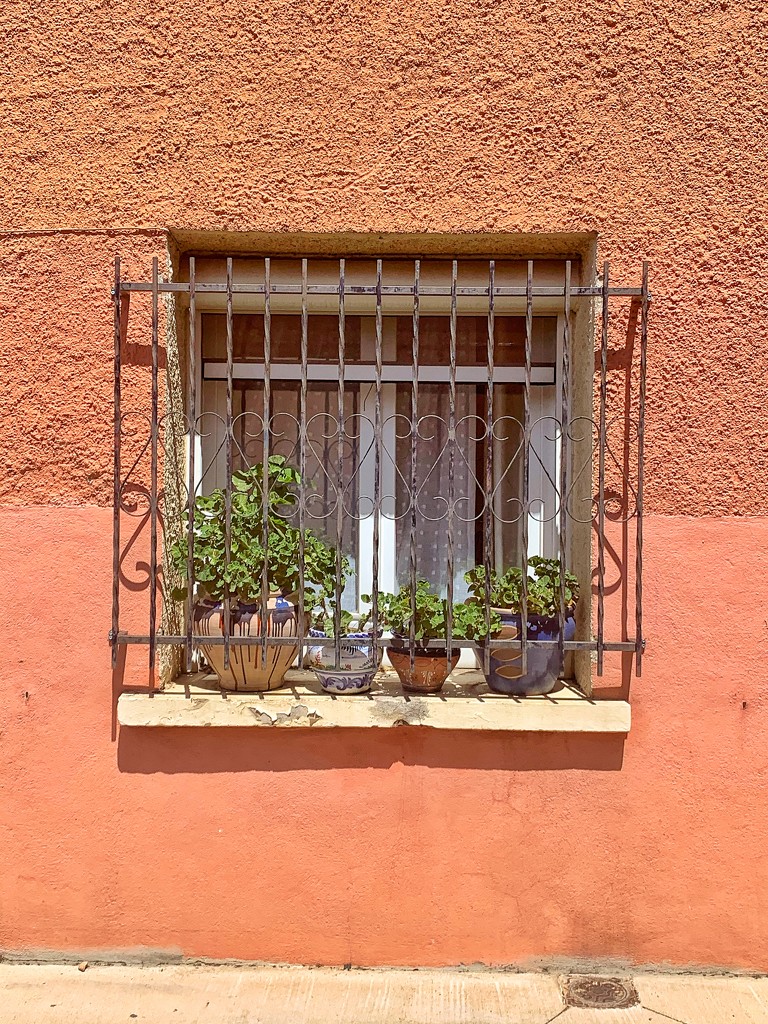 Hearts and orange walls.  by cocobella