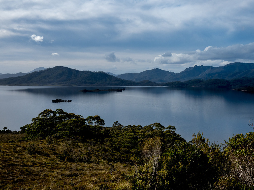 Lake Pedder in the pure Tasmanian wilderness by gosia