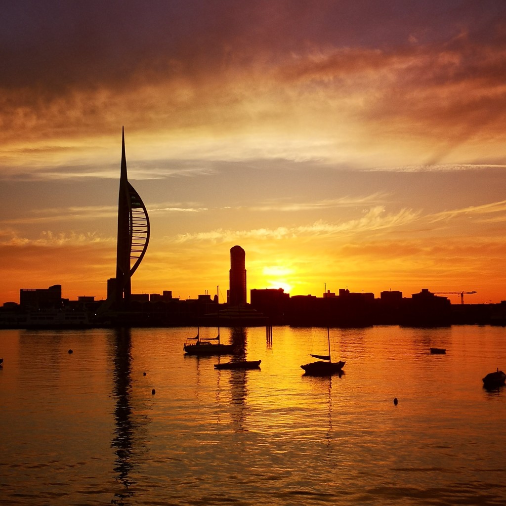 Sunrise over Portsmouth by bill_gk