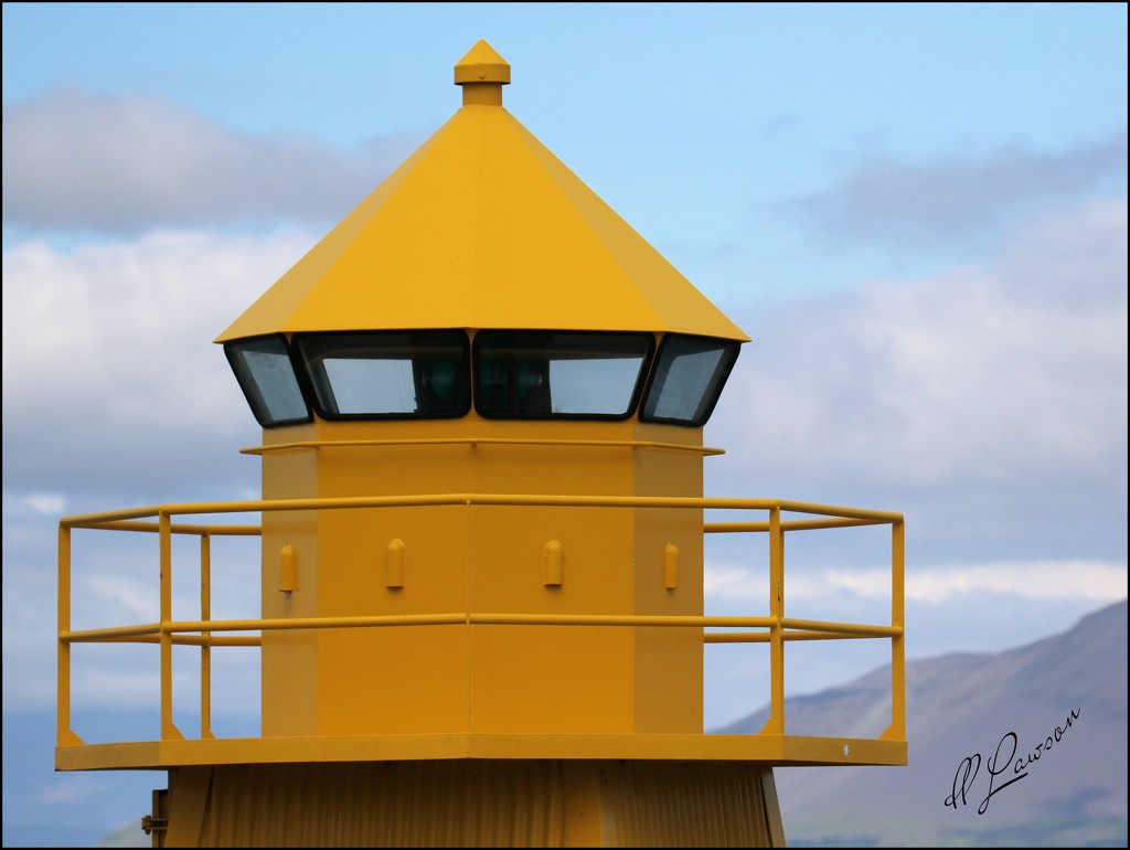 Reykjavik Lighthouse by flygirl