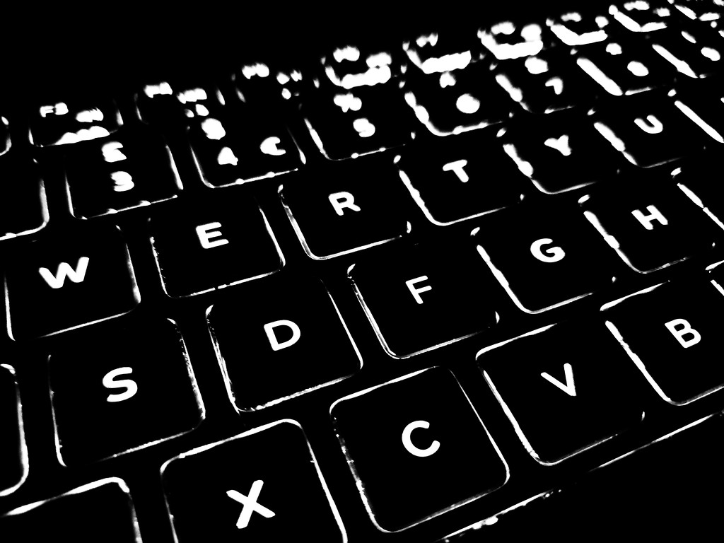 Backlit keyboard by isaacsnek