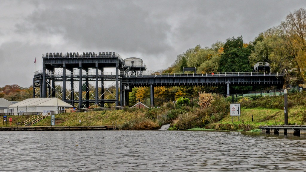 ANDERTON BOAT LIFT- ONE by markp