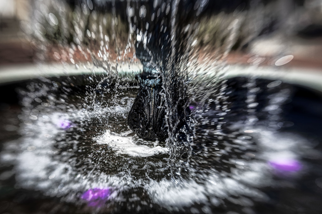 Fountain by kvphoto