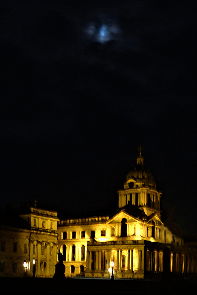 Greenwich and the Blue Moon by 365jgh