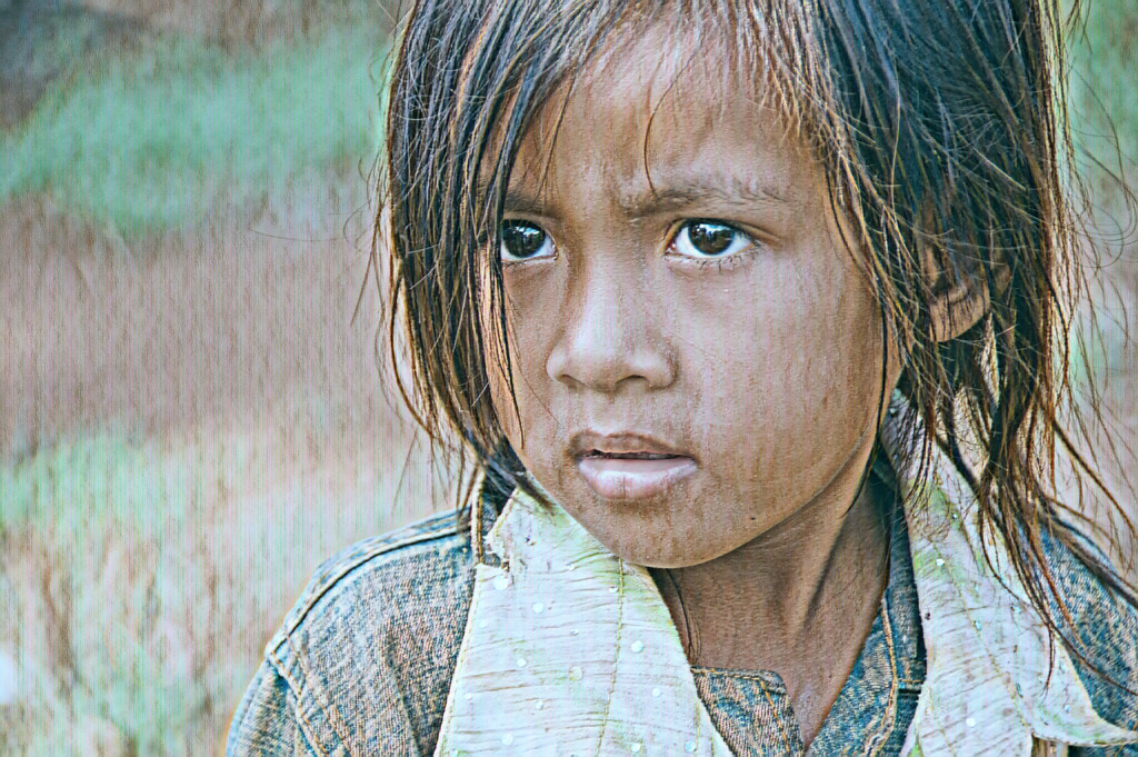 Cambodian Girl by sprphotos