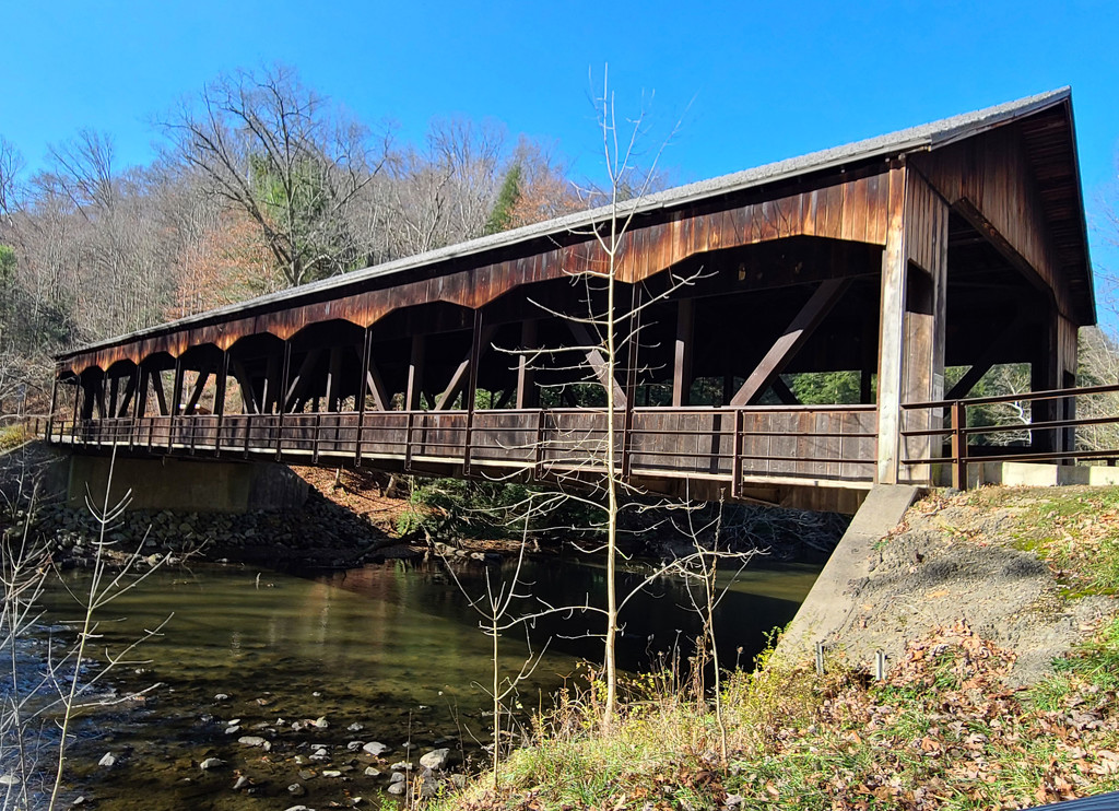 Covered Bridges are so cool by tanda