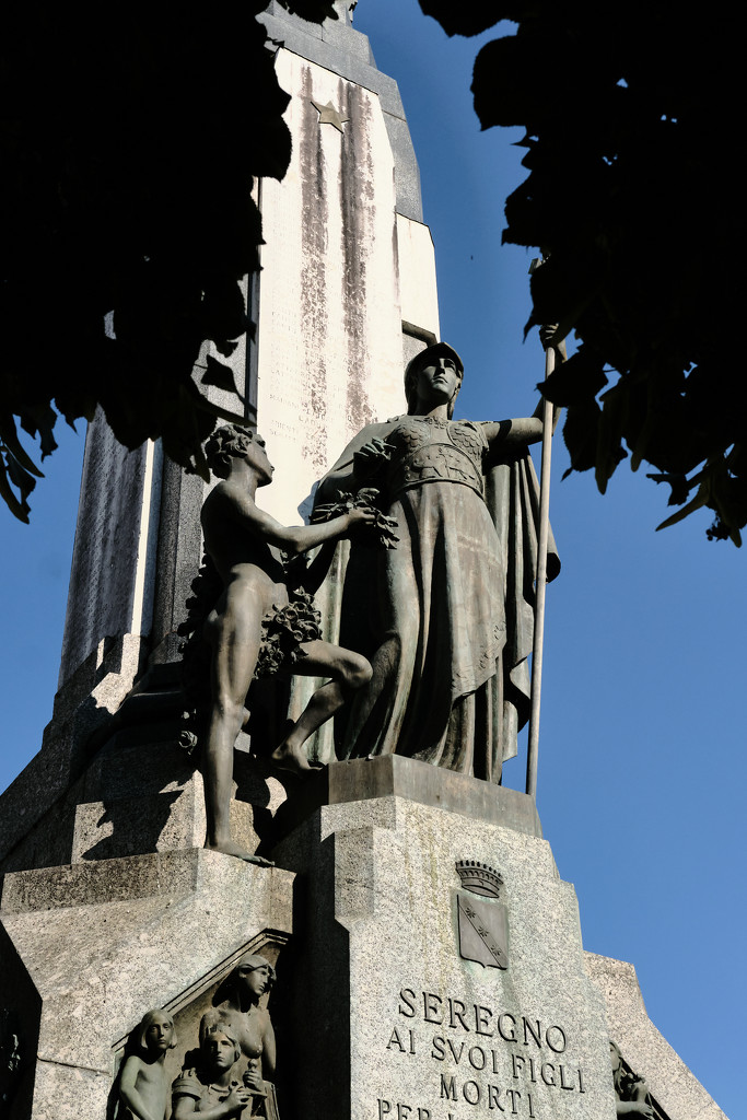 Monument by stefanotrezzi