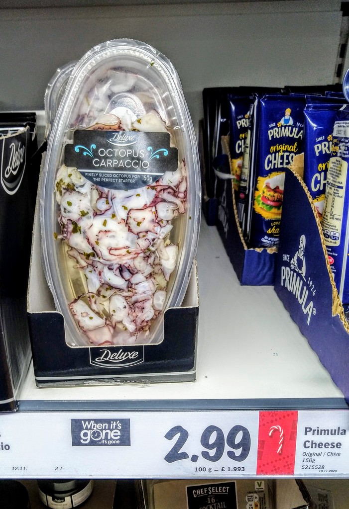 Octopus in Lidl by boxplayer