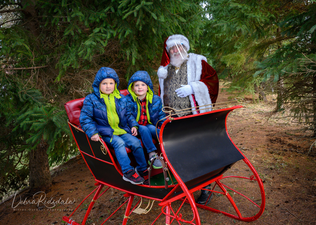 Time to visit Santa  by dridsdale