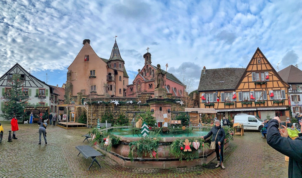 Eguisheim scene with a heart (find it... ) by cocobella