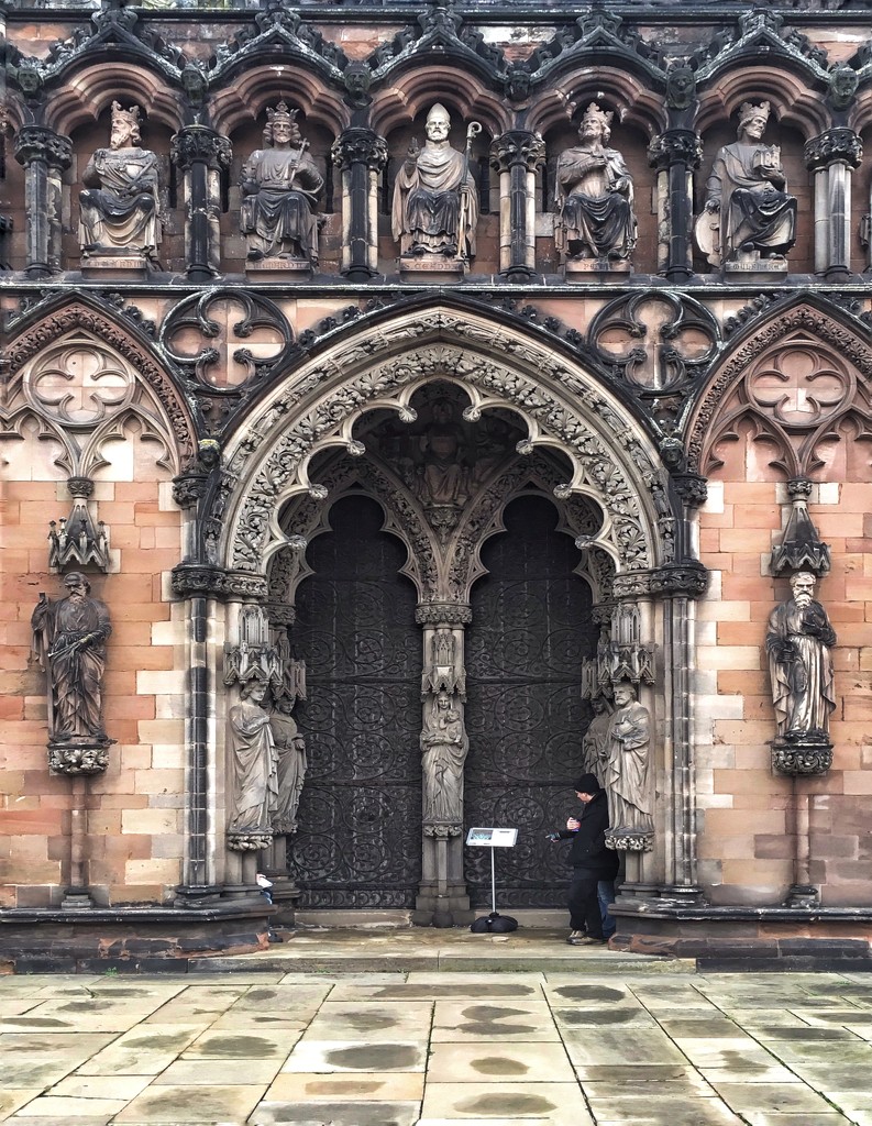 Lichfield cathedral by pattyblue