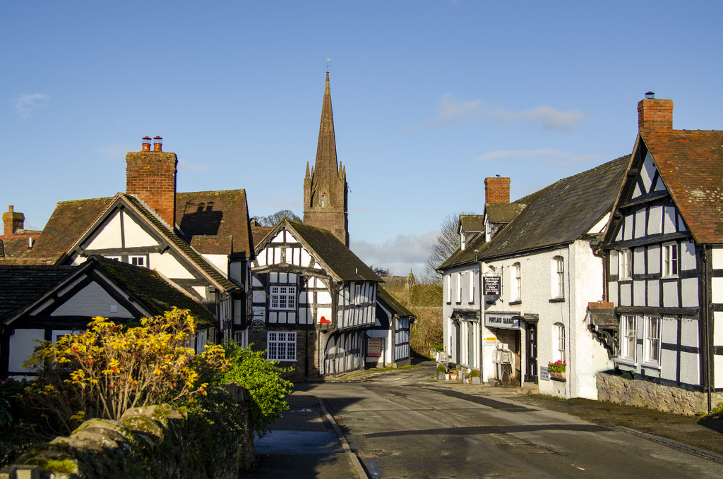 Weobley Village by clivee