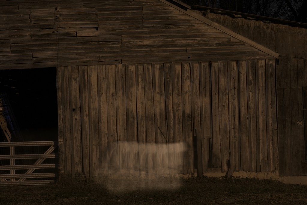 LHG-6659- Ghost escapes barn by rontu