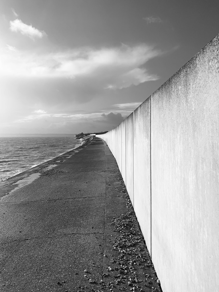 Haslar Maina Sea Wall by bill_gk