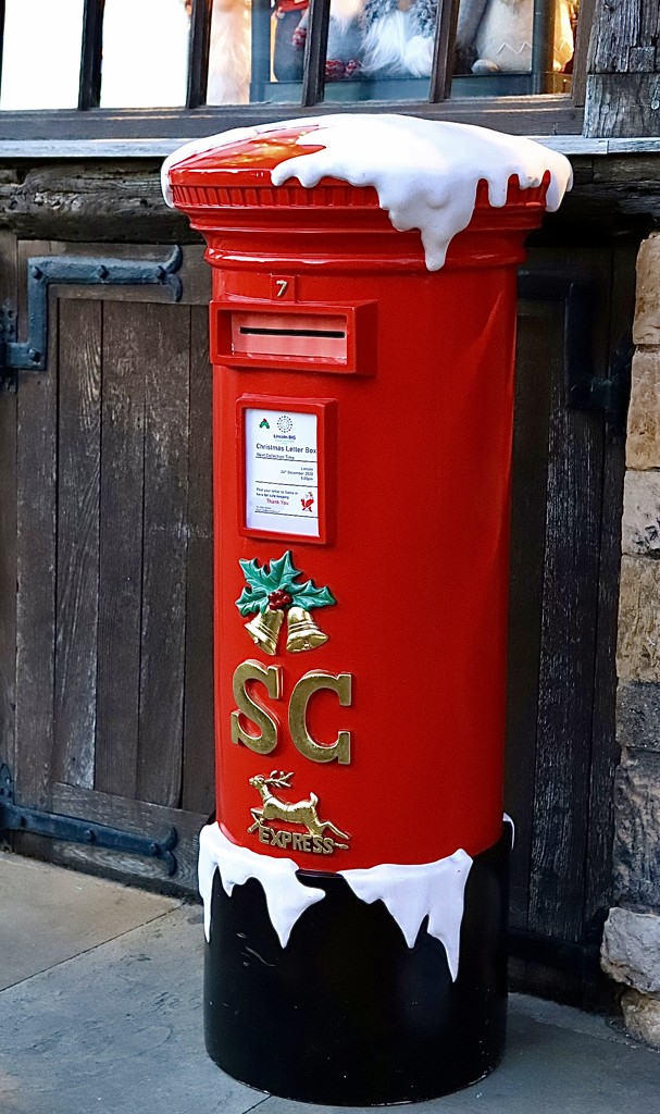 Santa’s Post Box by carole_sandford