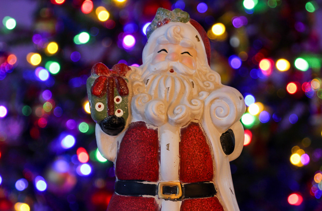 Ho Ho Ho, Santa is coming by mittens
