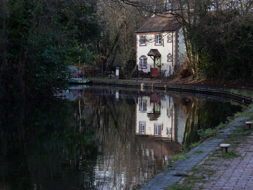Winter canal walk by judithmullineux