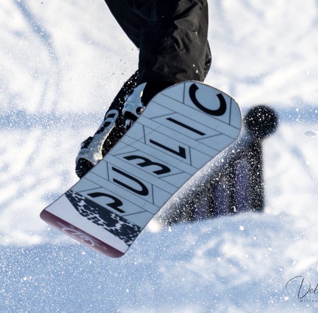 Snowboarding  by dridsdale
