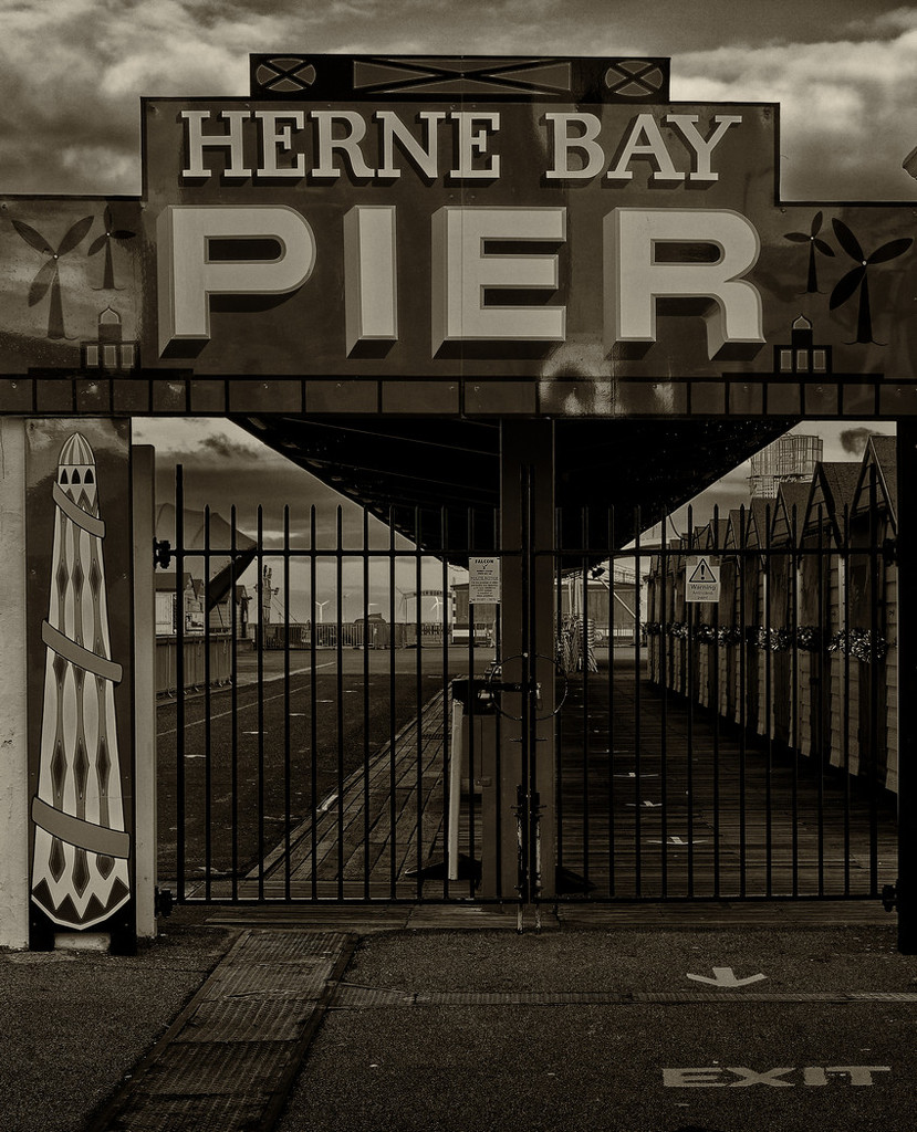 0112 - Lockdown, Herne Bay Pier by bob65