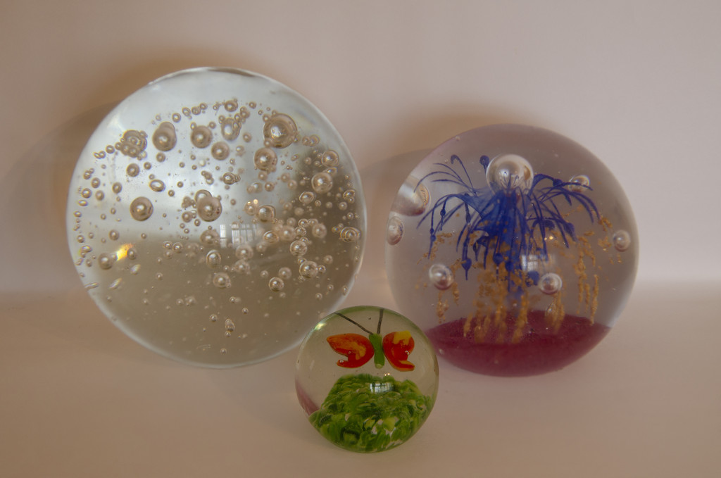 Paper weights by clivee