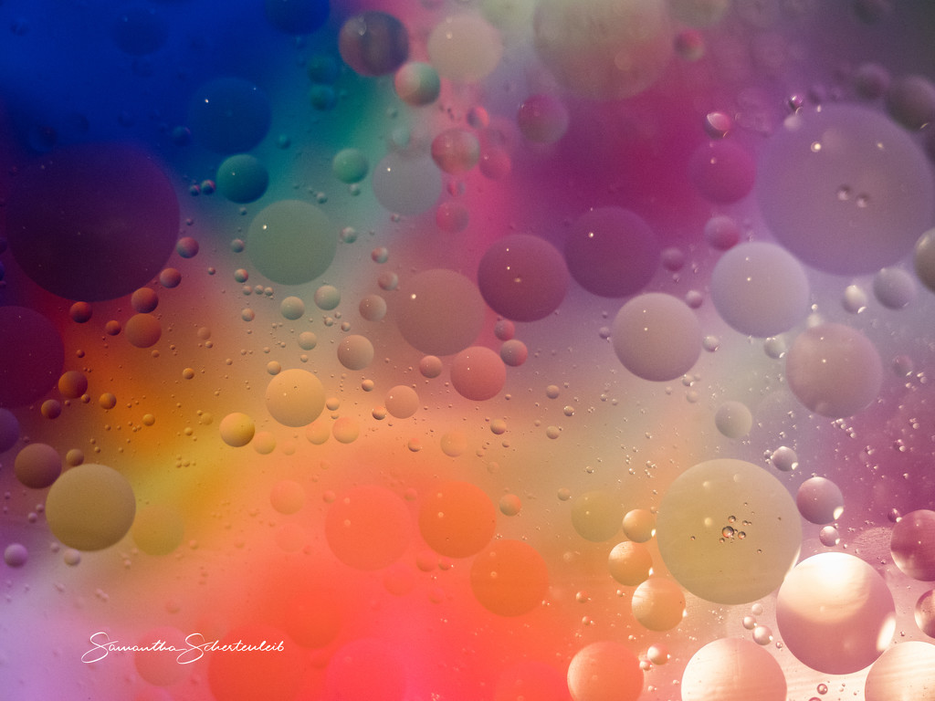 A world of bubbles by sschertenleib