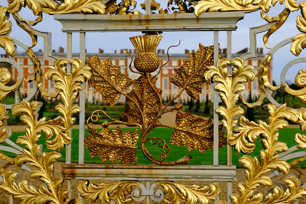 Gates at Hampton Court by 365nick
