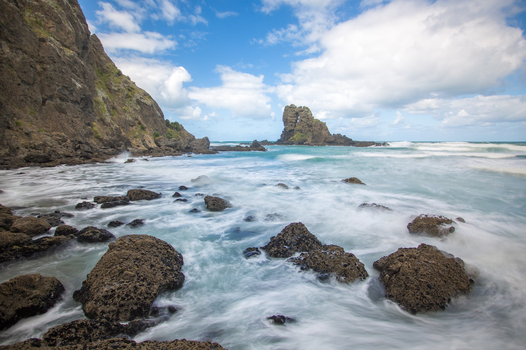 Keyhole Rock, north West side of North Island by creative_shots