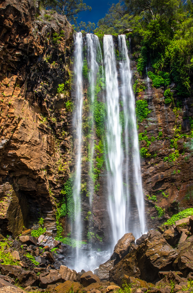 Queen Mary Falls by spanner