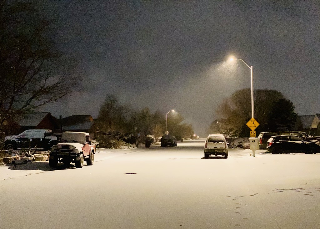 Snowy midnight by jeffjones
